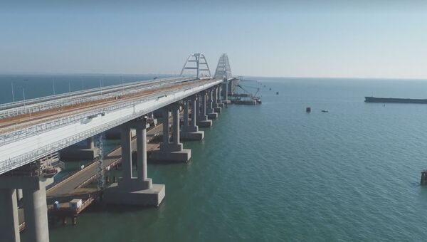 Видео строительства железнодорожной части Крымского моста