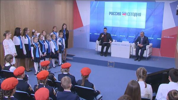 Пресс-конференция на тему: Детям интересно с участием Председателя Государственного Совета Республики Крым Владимира КОНСТАНТИНОВА