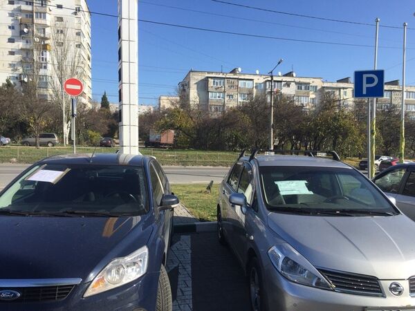 В Крыму сеть АЗС провела акцию по распродаже бензина В Крыму сеть АЗС провела акцию по распродаже бензина