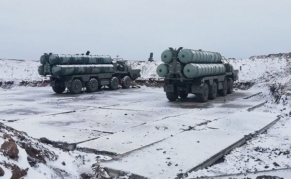 Дивизион зенитной ракетной системы (ЗРС) С-400 Триумф заступил на боевое дежурство в Джанкое. 29 ноября 2018