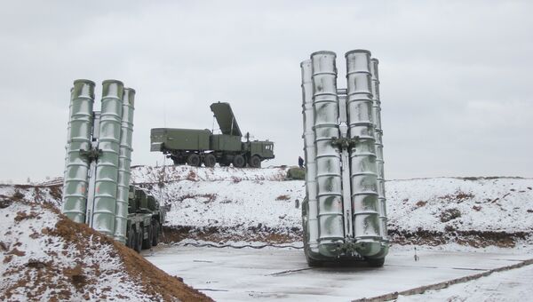 В Джанкое на боевое дежурство заступил дивизион зенитно-ракетных комплексов С-400 Триумф