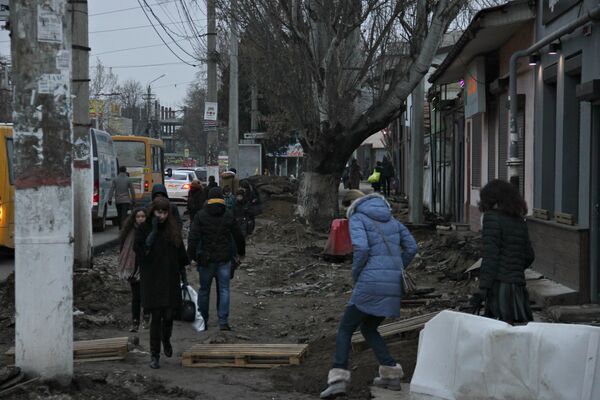 Тротуары на улице Севастопольская в Симферополе Тротуары на улице Севастопольская в Симферополе