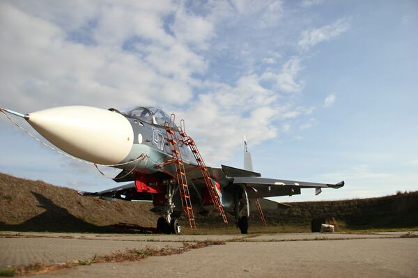 Истребитель Су-30СМ в воинской части в Новофедоровке Сакского района