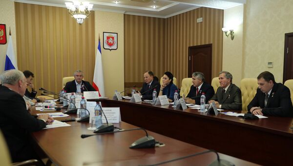 Встреча властей Республики Крым с членами общероссийской организации Офицеры России в Совете министров РК