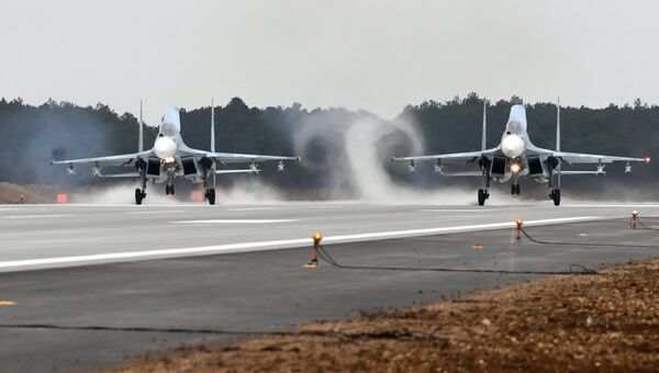 Истребители Су-30М2 прибыли на военный аэродром Бельбек в Севастополе