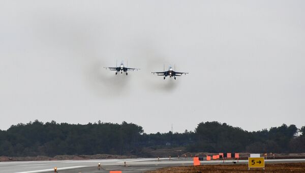 Аэродром Бельбек принял истребители впервые после реконструкции взлетно-посадочной полосы - видео