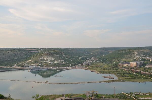 Нефтяная бухта Севастополя