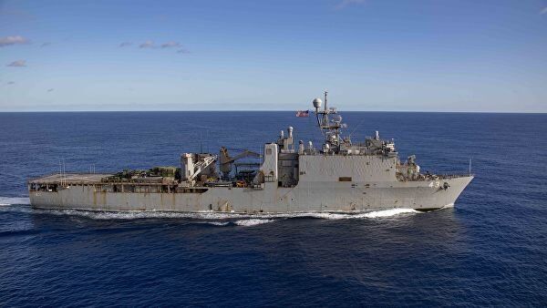 Большой десантный корабль ВМС США Fort McHenry