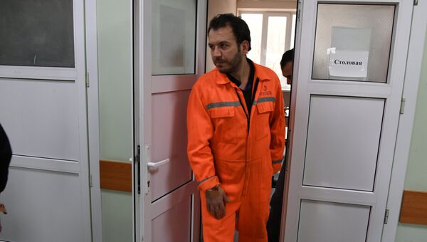 Моряк, спасенный с горящих в Черном море танкеров в Керченской больнице №1. 23 января 2019