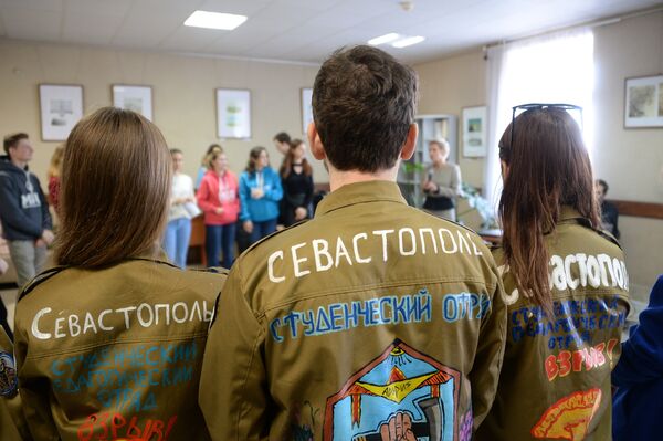 Студенты севастопольского филиала МГУ принимают участие в конкурсах и викторинах Студенты севастопольского филиала МГУ принимают участие в конкурсах и викторинах