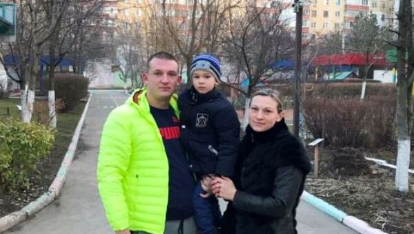 В Симферополе сотрудник ГИБДД нашел заблудившегося 4-летнего ребенка