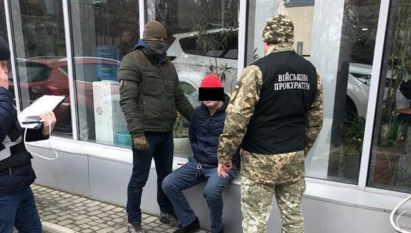 Главный госинспектор украинского пункта пропуска Каланчак на границе с Крымом арестован за взятку 2 тысячи долларов