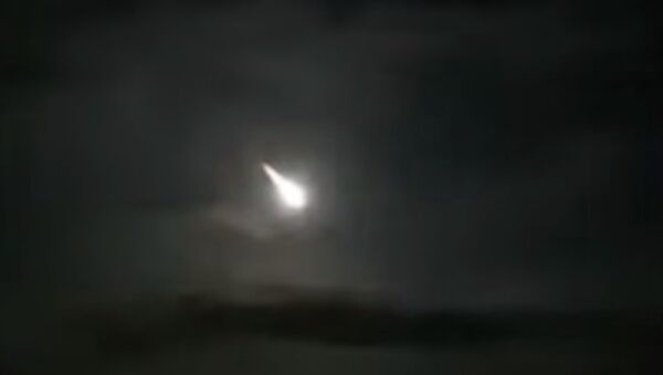 На Венесуэлу упал метеорит - видео