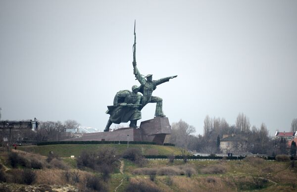 Памятник Солдату и Матросу в Севастополе