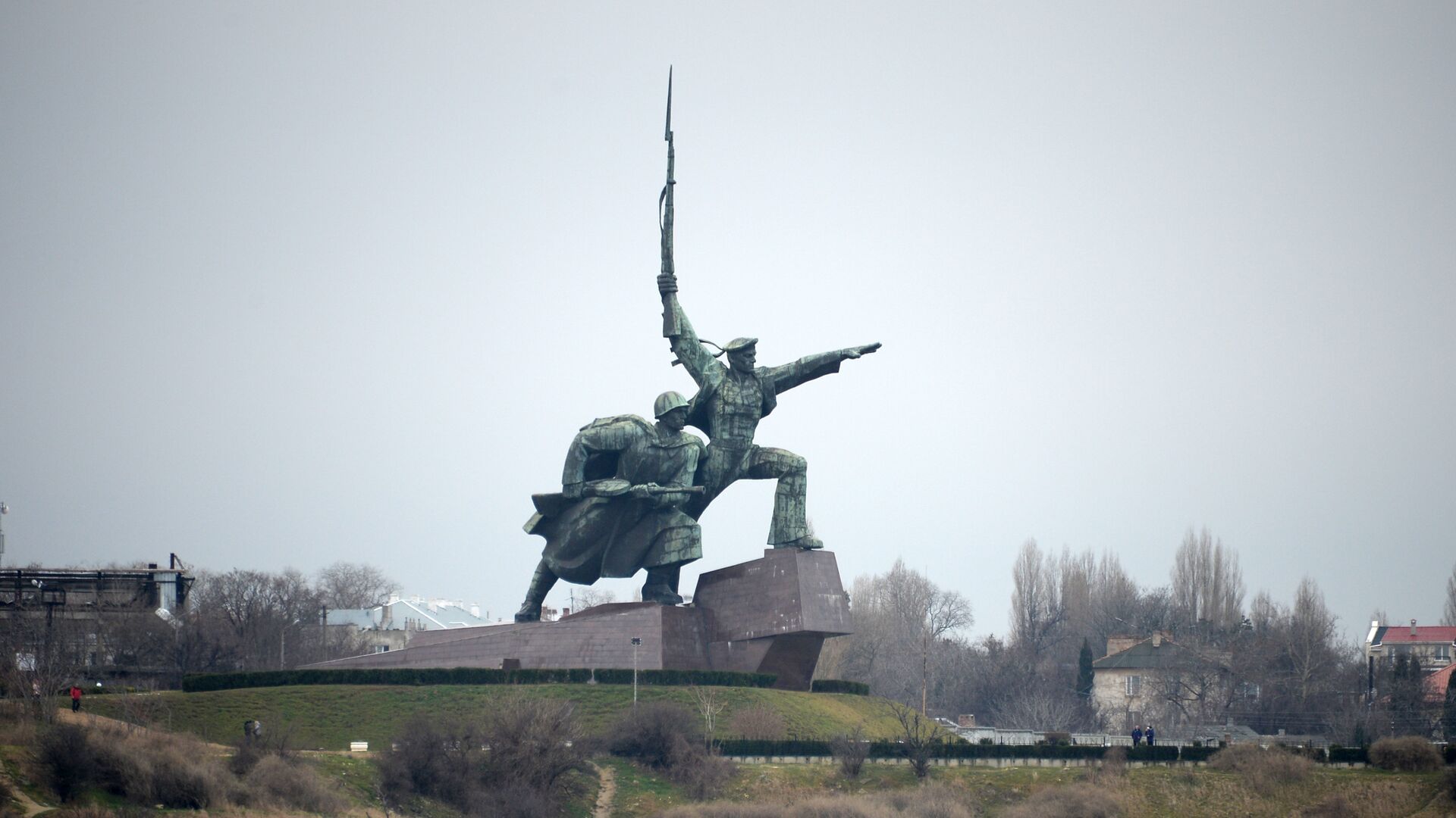 Памятник Солдату и Матросу в Севастополе - РИА Новости, 1920, 06.03.2024