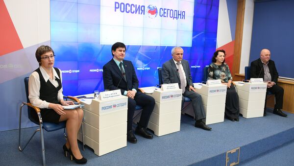 Пресс-конференция, посвященная визиту в Крым делегации Общественной палаты Республики Татарстан
