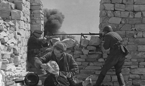 Оборона Севастополя в 1942 году Оборона Севастополя в 1942 году