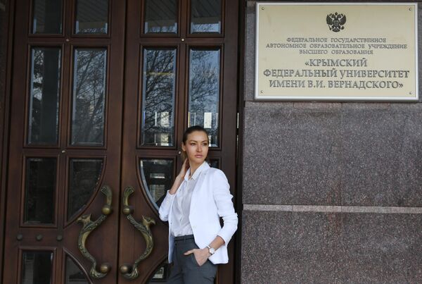 Юлия Антонцева - руководитель пресс-службы Крымского федерального университета Юлия Антонцева - руководитель пресс-службы Крымского федерального университета