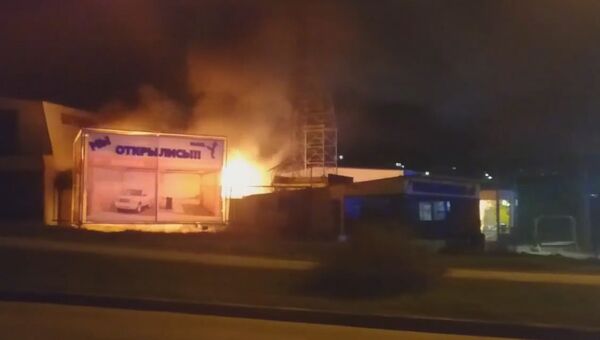 Пожар на автосервисе в Севастополе