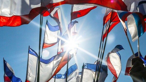 Флаги Крыма. Архивное фото