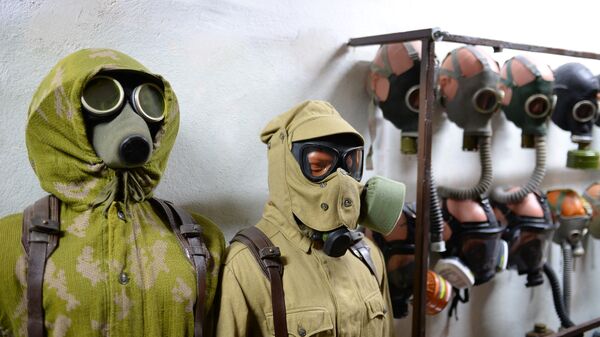 Защитные костюмы и противогазы в подземном Спецобъекте №2 в Севастополе