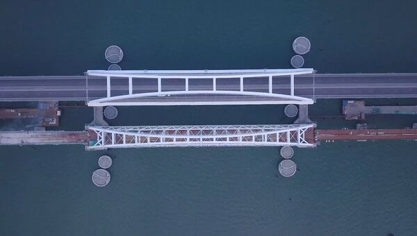 Видео Крымского моста с коптера
