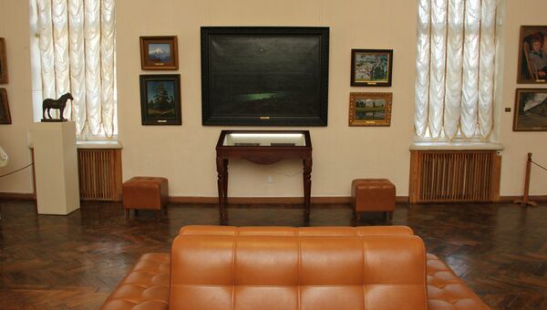 Картина Архипа Куинджи Ночь на Днепре в художественном музее Симферополя