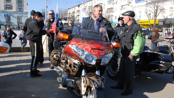 В Симферополе стартовал автомотопробег в честь годовщины Крымской весны