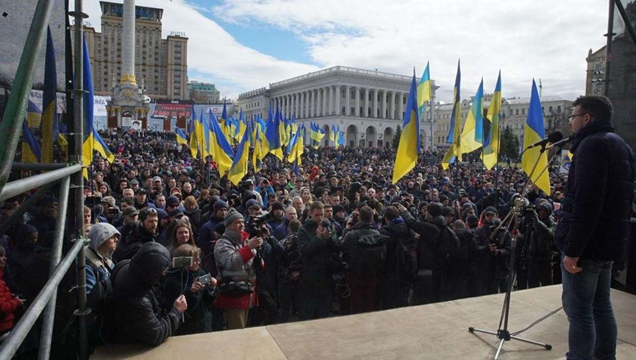 Национальный корпус поиск. Национальный корпус Украина. Нац корпус. Власти Украины в отставку. Власть Украины сегодня.