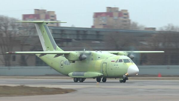 Видео первого полета нового военно-транспортного самолета Ил-112В