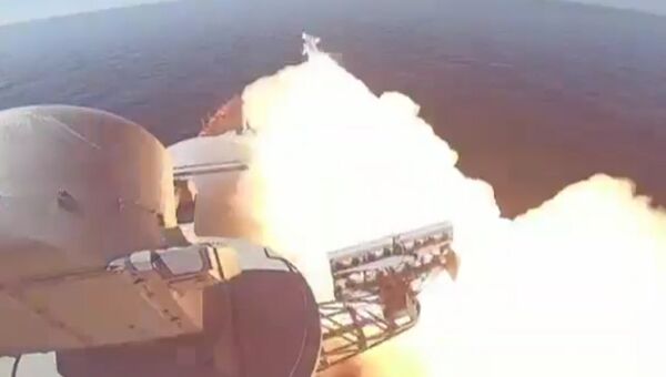 Видео ракетных стрельб во время учений российских военных кораблей в Черном море