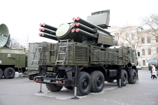 ЗРК Панцирь С на выставке вооружений ПВО в Севастополе ЗРК Панцирь С на выставке вооружений ПВО в Севастополе
