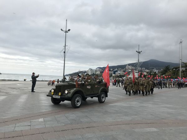 В Ялте отметили 75-летие со дня освобождения города от немецко-фашистских захватчиков В Ялте отметили 75-летие со дня освобождения города от немецко-фашистских захватчиков