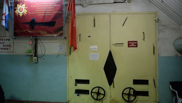 Вход в хранилище ядерных боезарядов для торпед в подземном комплексе в Балаклаве