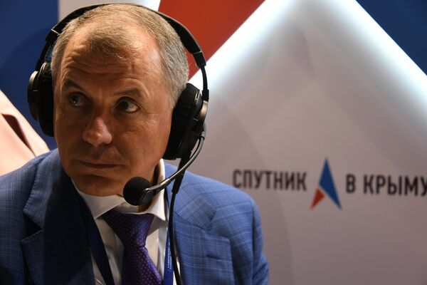 Десять лет спикерства: факторы политического долголетия Константинова Десять лет спикерства: факторы политического долголетия Константинова