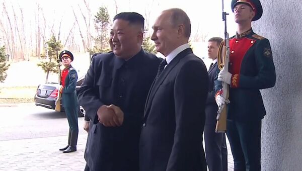 Владимир Путин встретил Ким Чен Ына во Владивостоке