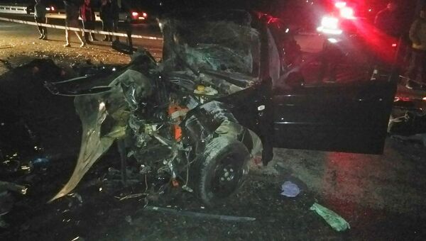 Последствия ДТП с участием двух автомобилей на трассе Симферополь - Ялта