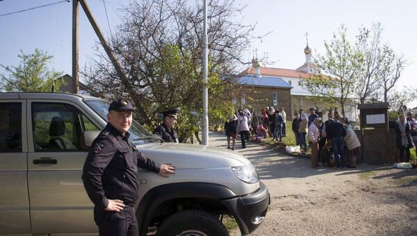Крымские полицейские обеспечили охрану общественного порядка во время пасхальных богослужений в храмах Крыма