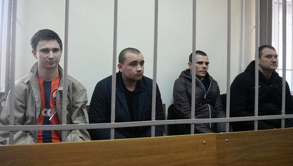 Задержанные украинские моряки в Лефортовском суде Москвы