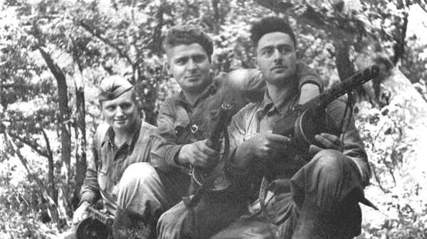 Бойцы чекистско-оперативной группы в Крыму в годы Великой Отечественной войны.