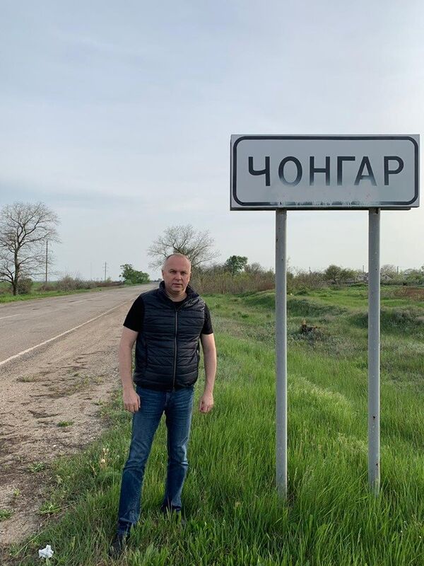 Депутат Верховной рады Украины Нестор Шуфрич со своей женой на отдыхе в Крыму Депутат Верховной рады Украины Нестор Шуфрич со своей женой на отдыхе в Крыму