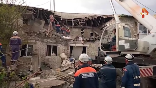 Видео из Ростовской области, где произошел хлопок газа в жилом доме