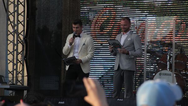 Певец и актер Алексей Воробьев на гала-концерте в часть Дня города Симферополя. 1 июня 2019