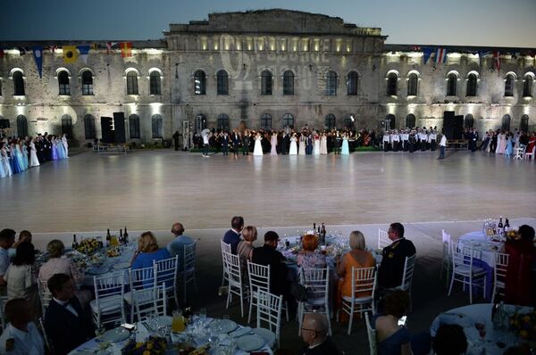 VI Большой севастопольский благотворительный офицерский бал VI Большой севастопольский благотворительный офицерский бал