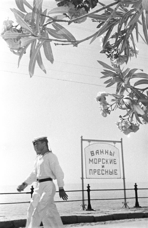 Набережная в Ялте, 1939 год