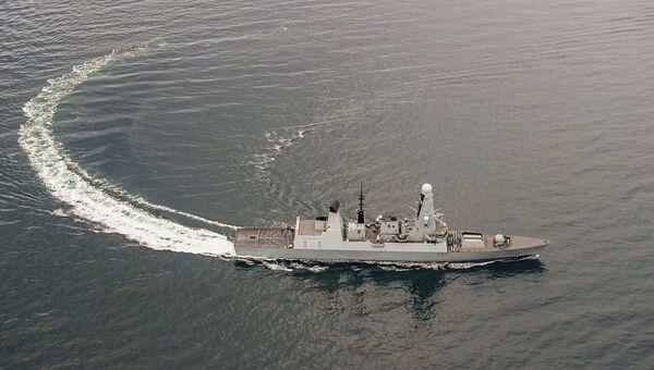Ракетный эсминец HMS Duncan Королевского военно-морского флота Великобритании в Черном море