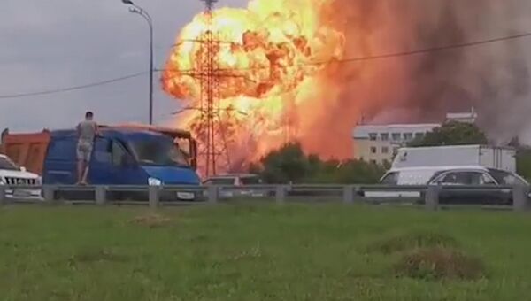 Крупный пожар на ТЭЦ в Мытищах. Съемка очевидцев