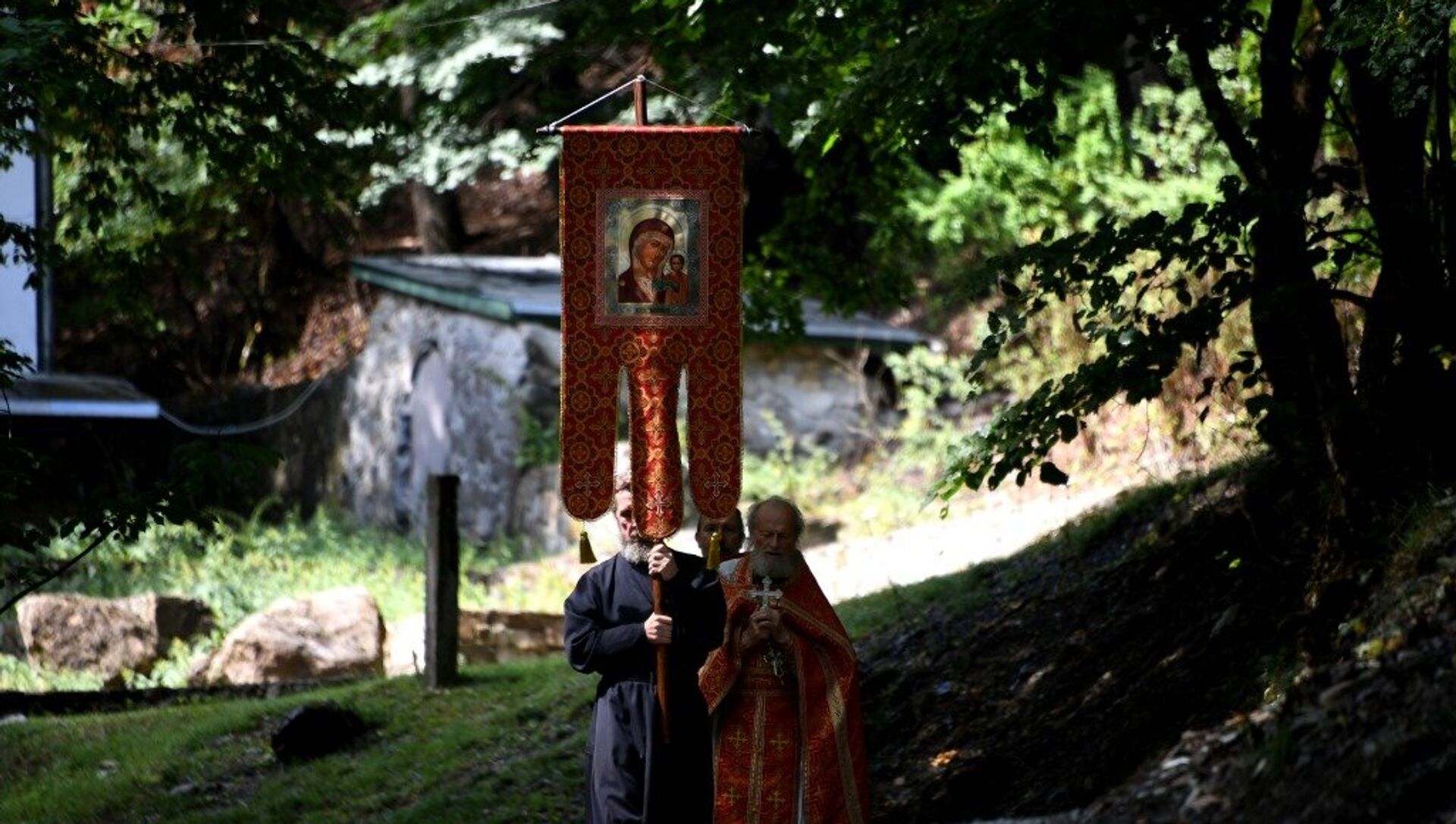 Крестный ход монахов Косьмо-Дамиановского монастыря - РИА Новости, 1920, 01.05.2021