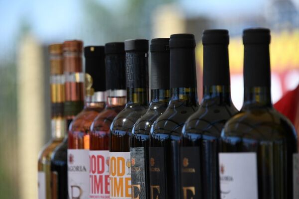 Третий винно-гастрономический фестиваль In Vino Veritas в Коктебеле Третий винно-гастрономический фестиваль In Vino Veritas в Коктебеле