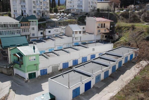 Многоэтажные гаражи в Крыму
